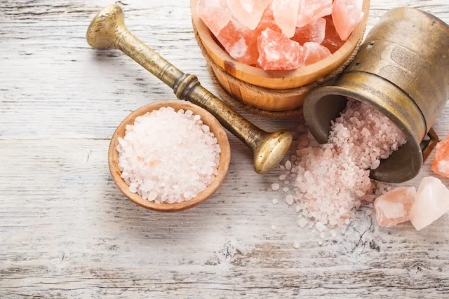 Chlorine, salt and sun — protecting the skin