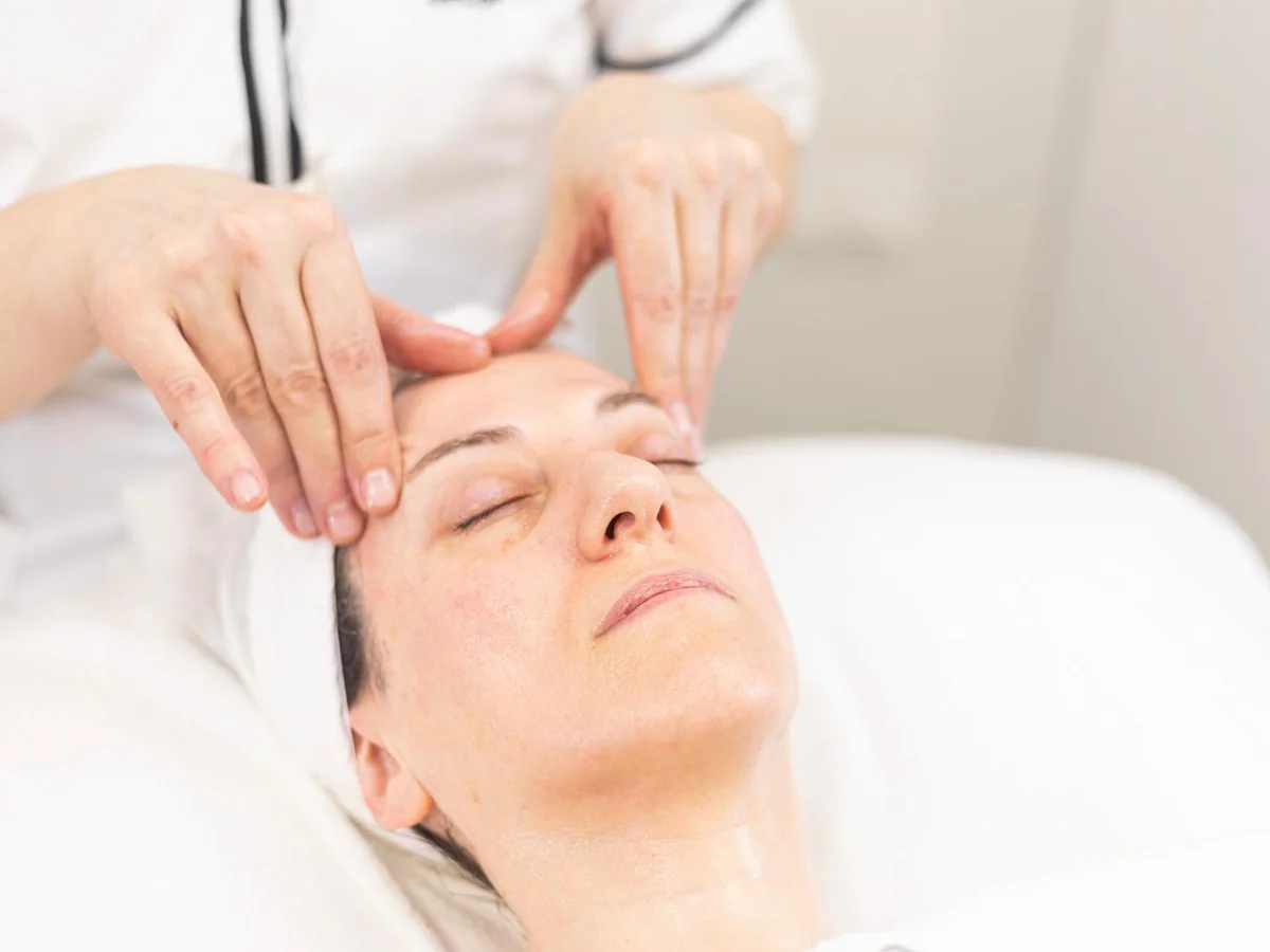 Masaje Kobido japonés en Esencia Estética Campo Real