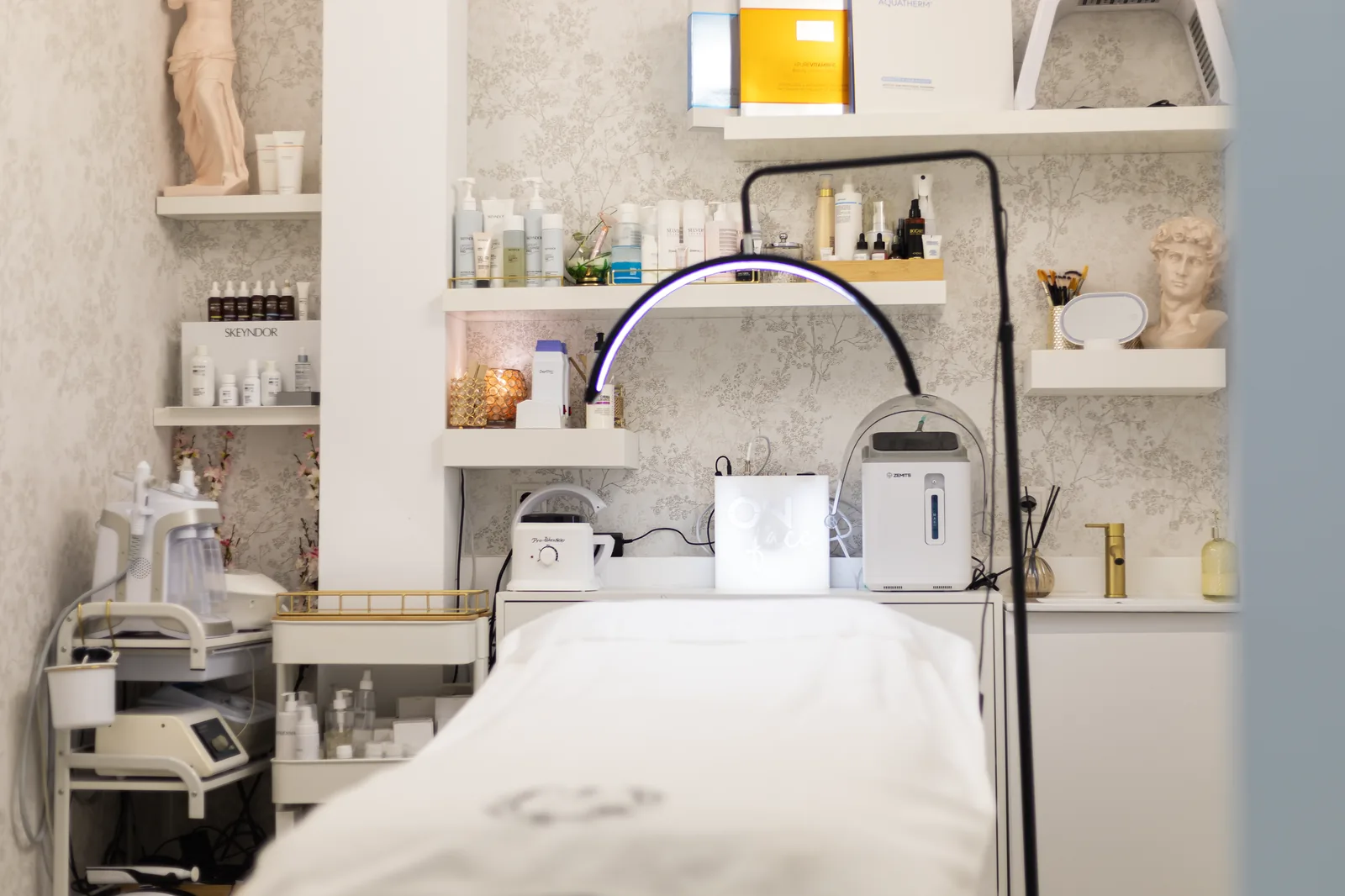 How to choose a beauty salon